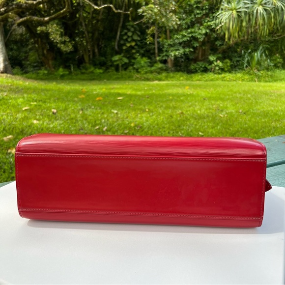 Louis Vuitton Pont Neuf NM Handbag Epi Leather PM Red Authentic - Picture 4 of 16